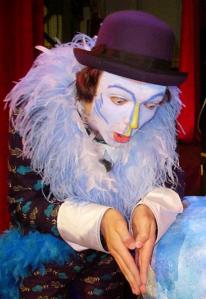 223987_244340469014179_117702441_n